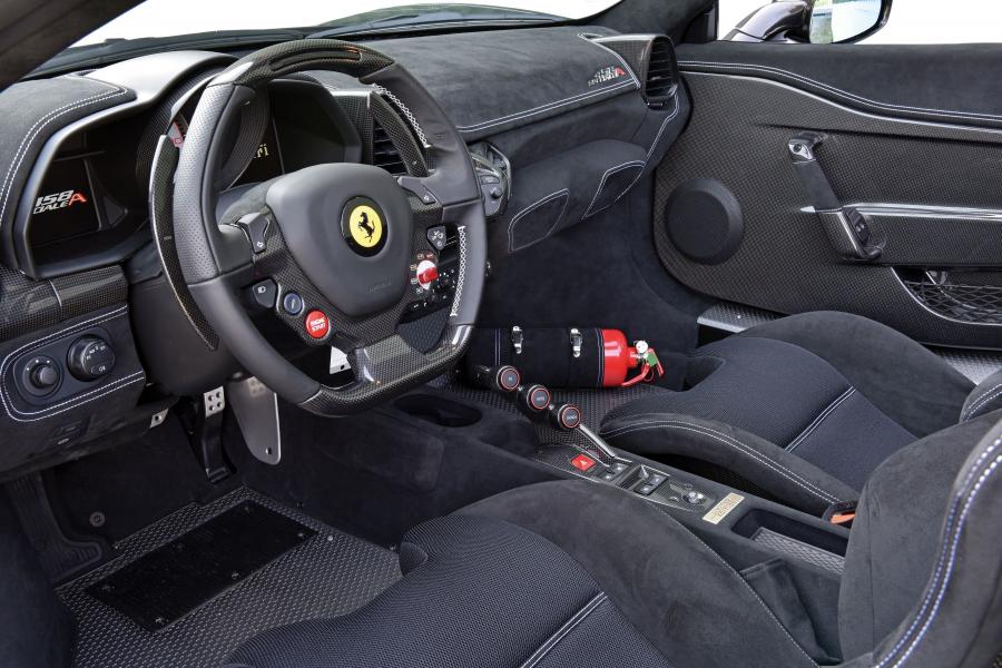  Ferrari 458 Italia Speciale A 2014 года  (фото 23 из 24)